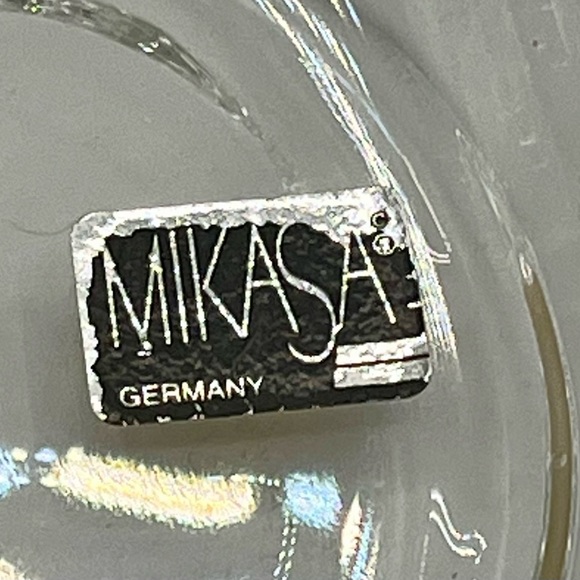 Elegant Clear Floral Glass Bowl Mikasa Germany - Picture 5 of 13